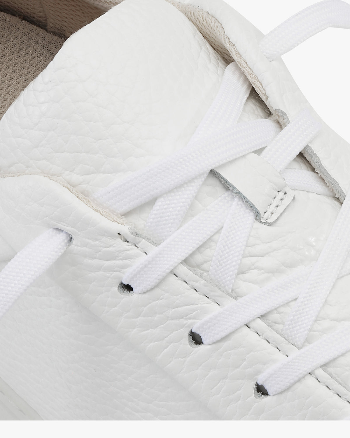 Tour Classic White
