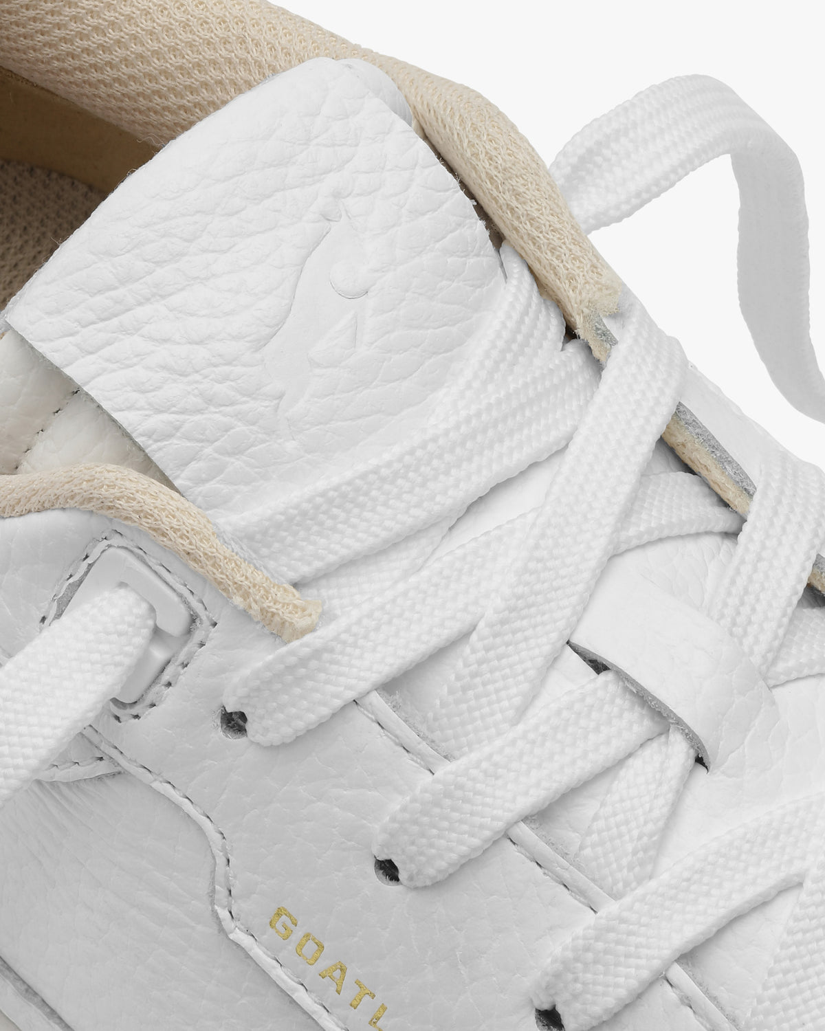 The Contour White
