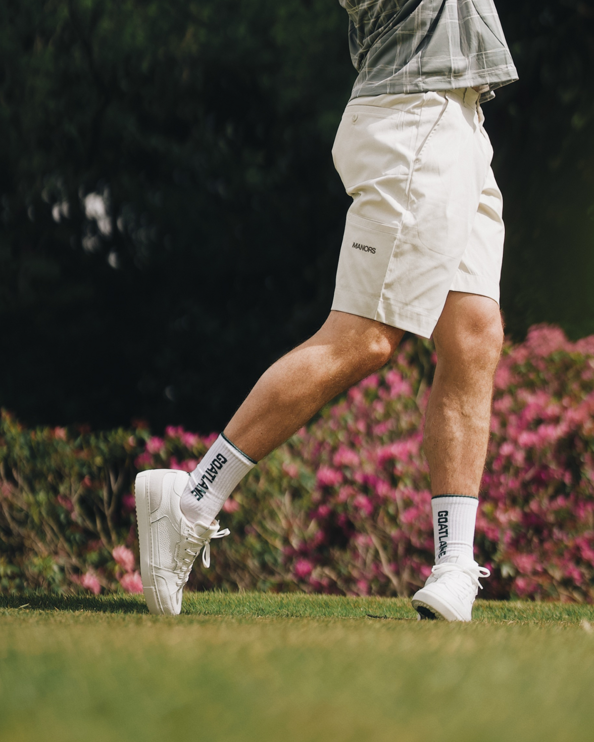 The Contour White